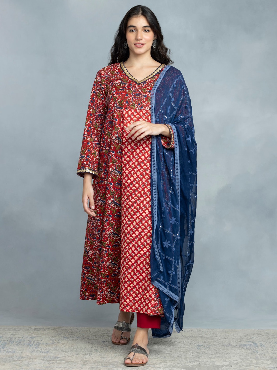 

SHAYE Ethnic Motifs Printed Pure Cotton Kurta With Trousers & Dupatta, Red
