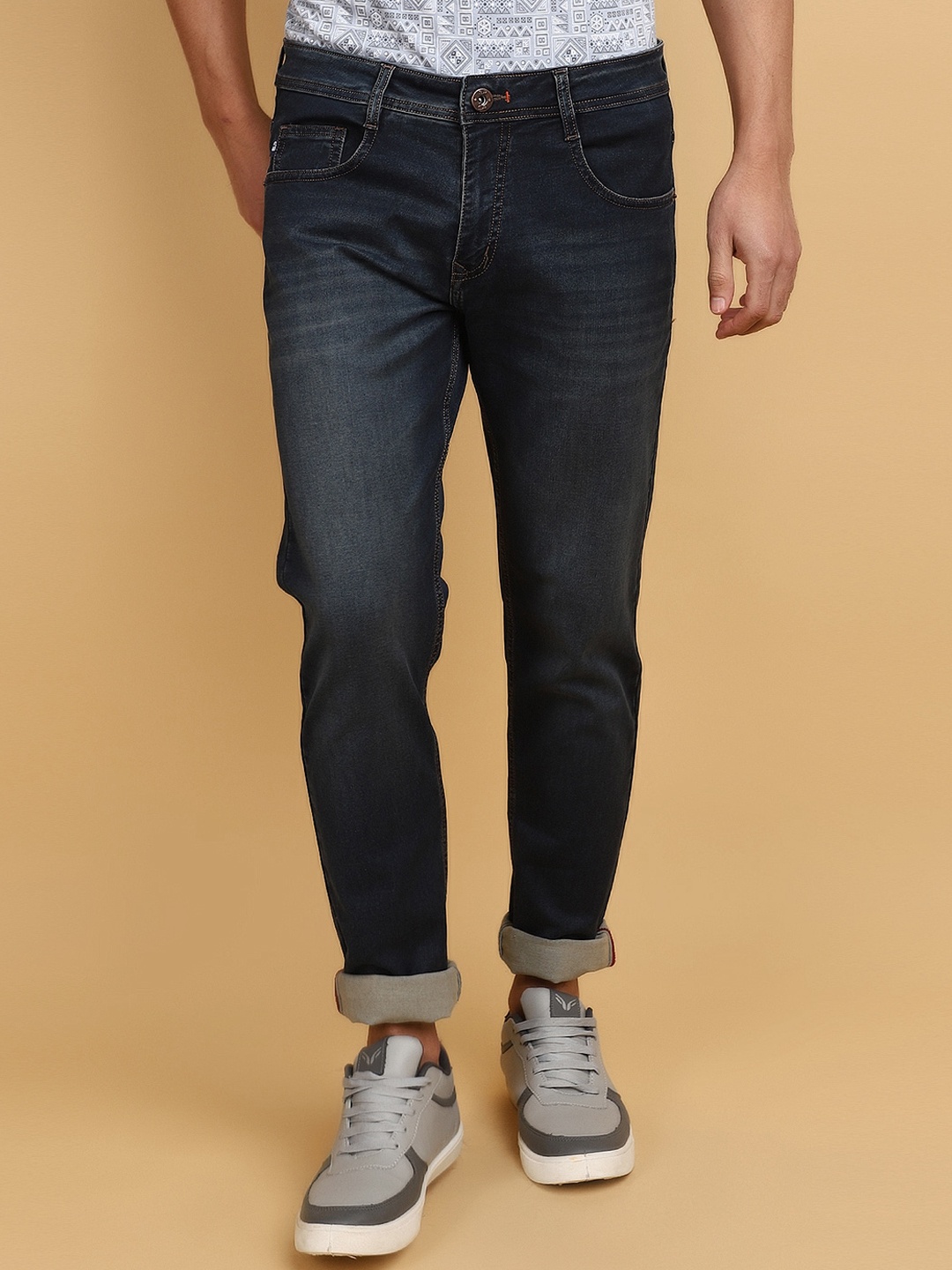 

V-Mart Men Slim Fit Light Fade Cotton Jeans, Blue