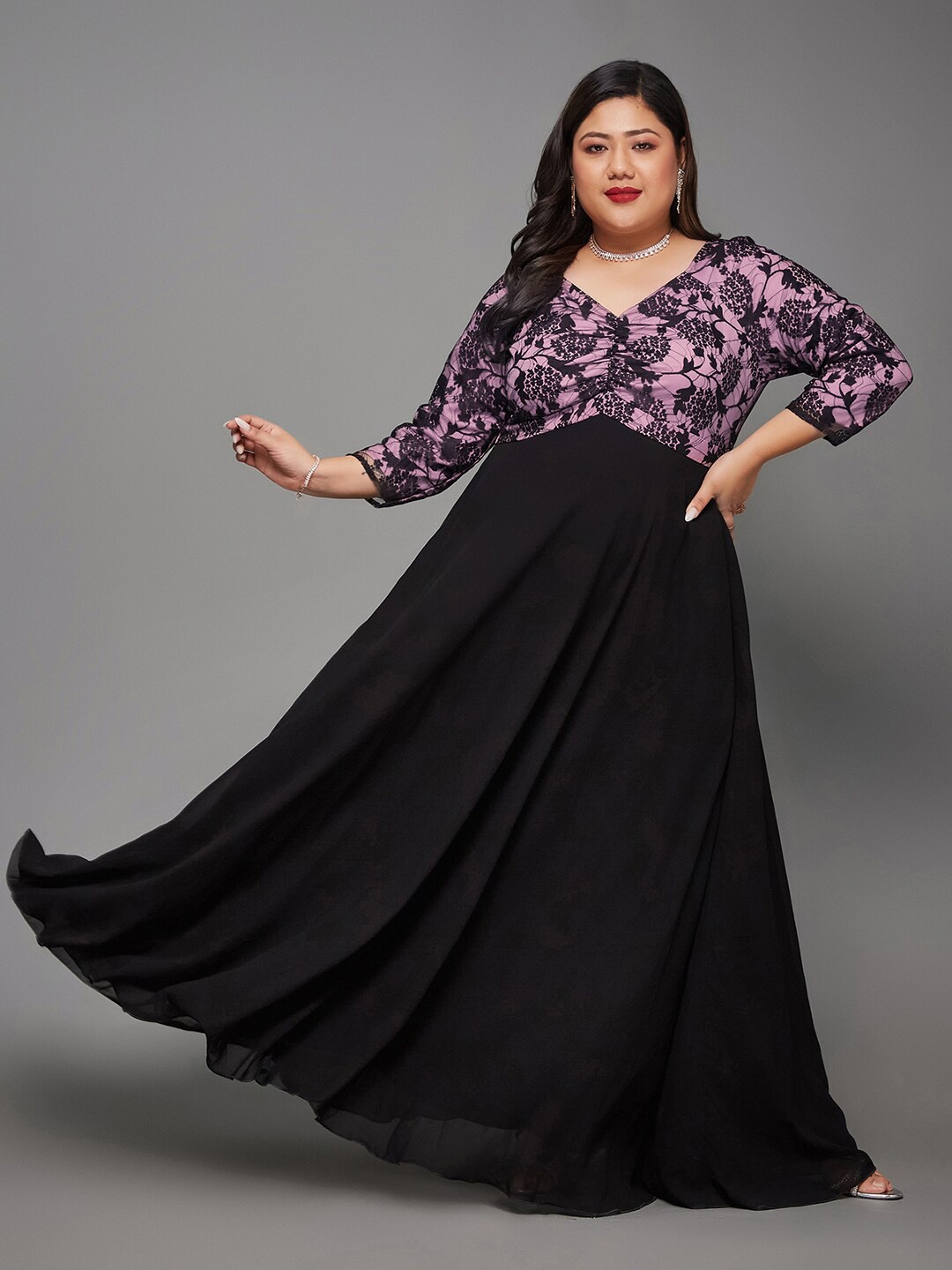 

Miss Chase A+ Plus Size Self Design V-Neck A-Line Maxi Dress with Ruching, Black