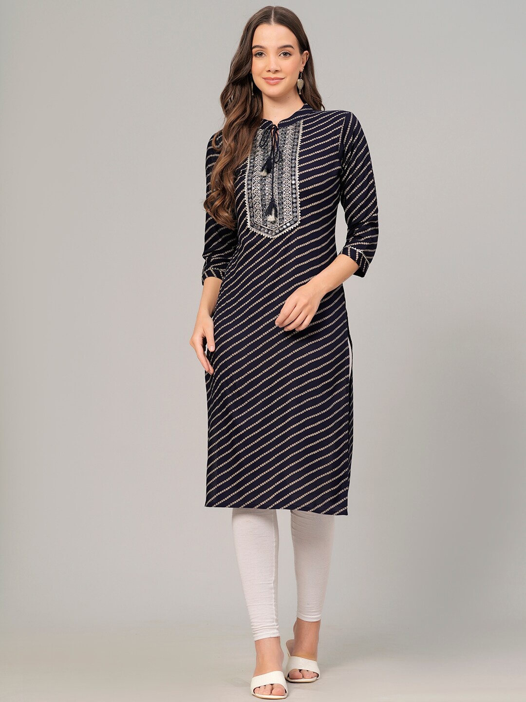

JC4U Bandhani Printed Tie-Up Neck Straight Kurta, Navy blue