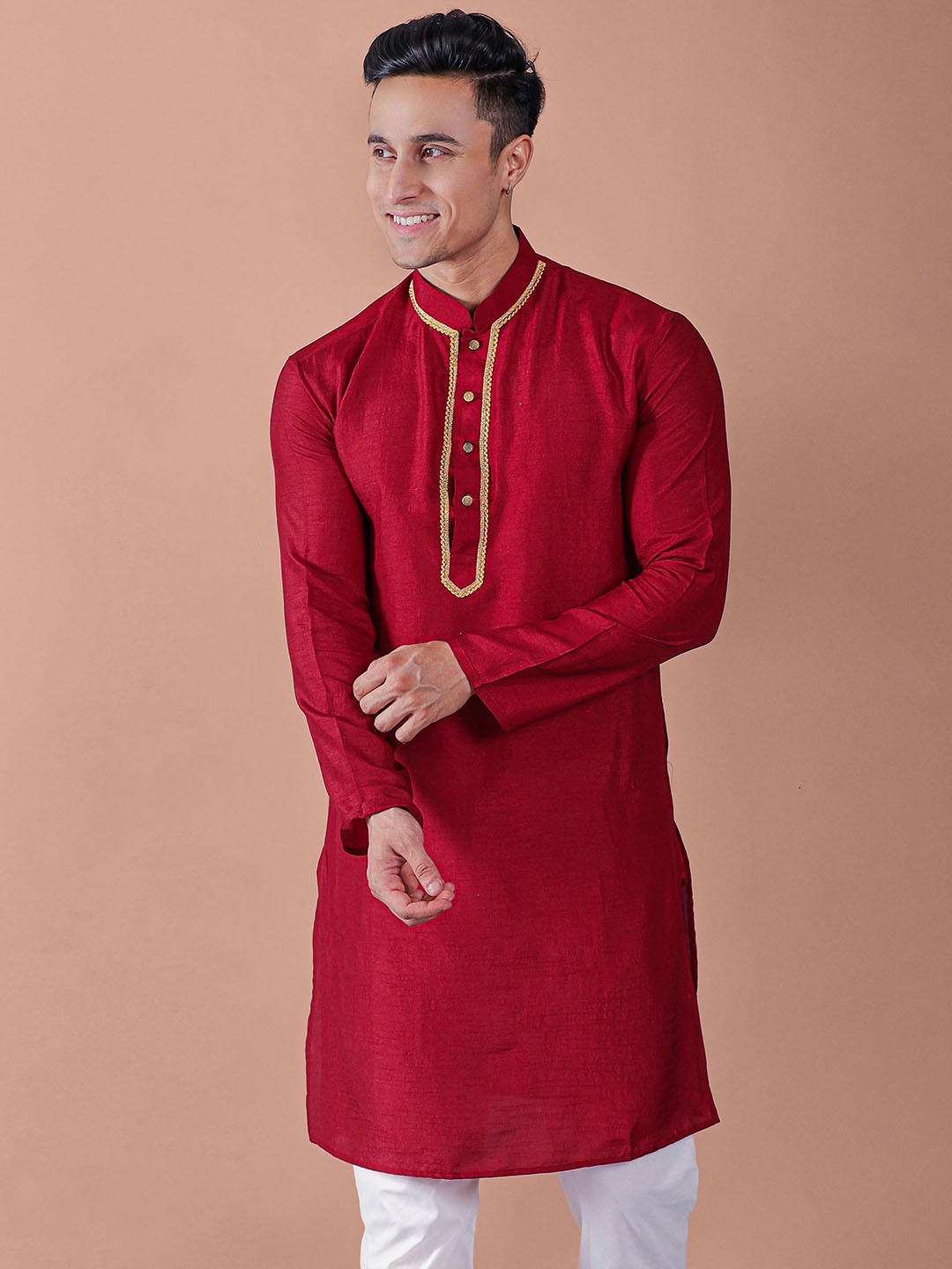

VESHAM Mandarin Collar Long Sleeves Straight Kurta, Maroon