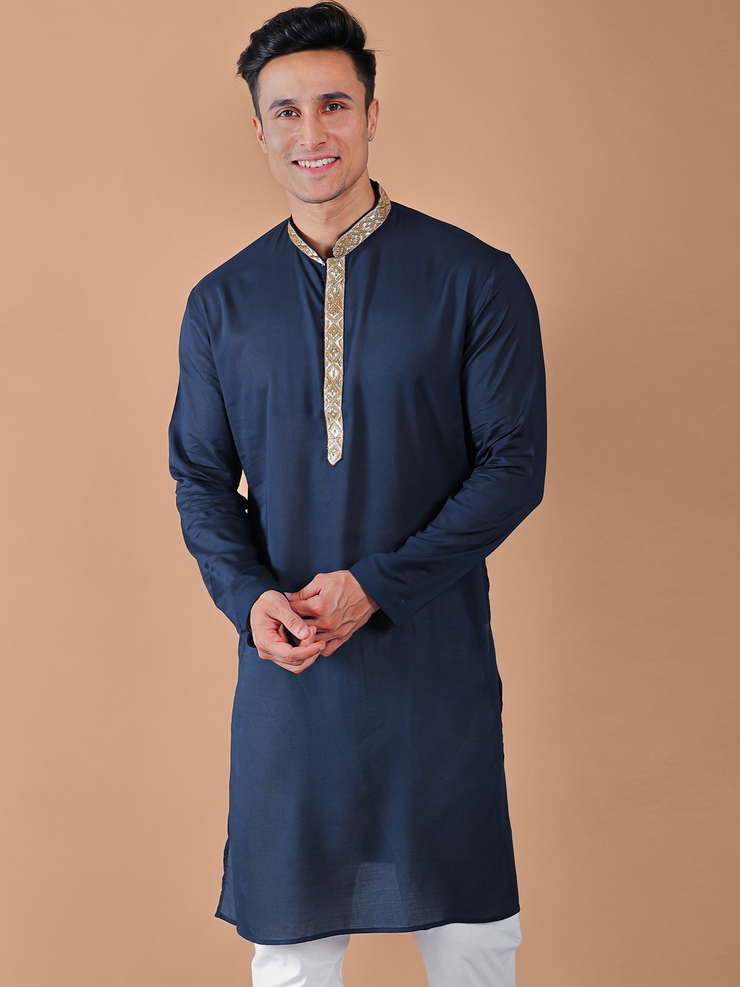 

VESHAM Embellished Lace Mandarin Collar Straight Kurta, Blue