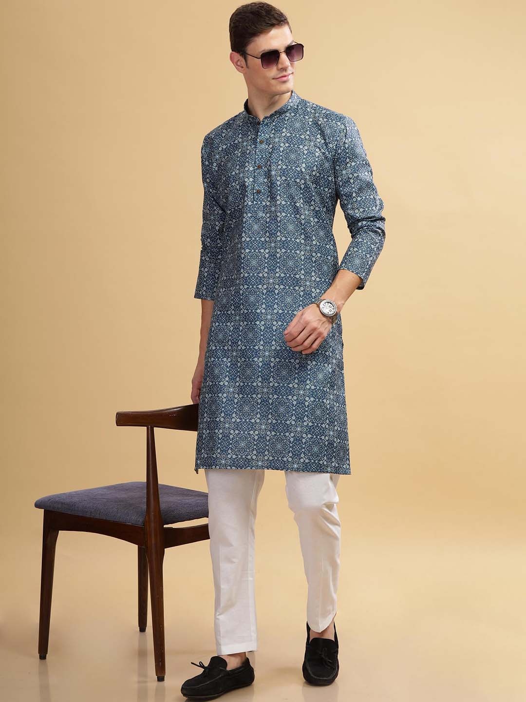 

Anouk Blue Ethnic Motifs Printed Straight Cotton Kurta