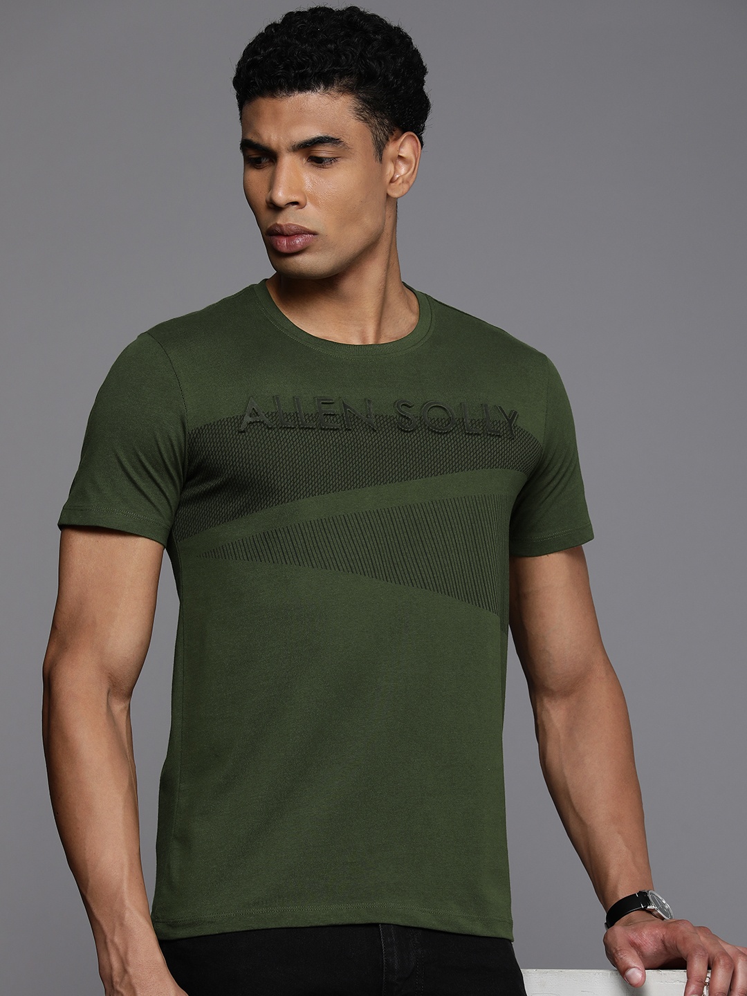

Allen Solly Brand Logo Embossed Pure Cotton Slim Fit T-shirt, Olive