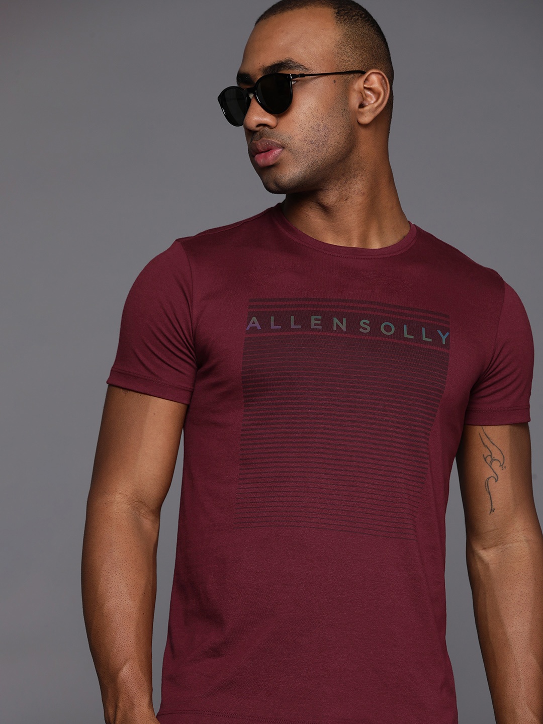 

Allen Solly Typography Print Slim Fit T-shirt, Maroon