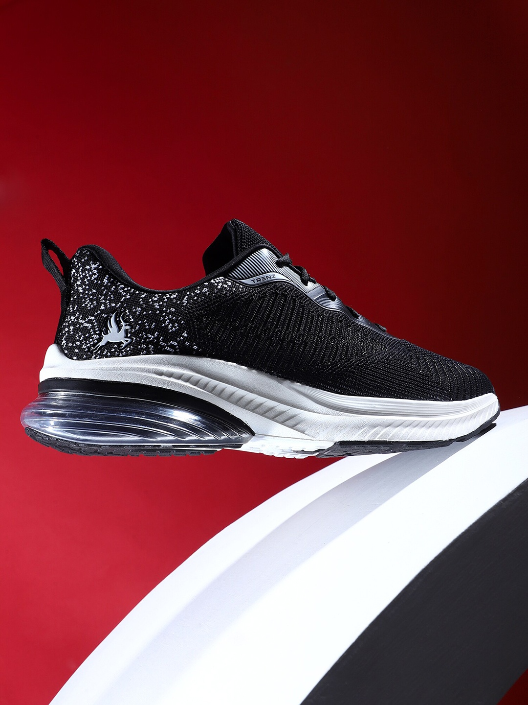 

Trenz Men Lace-Up Mesh Running Shoes, Black