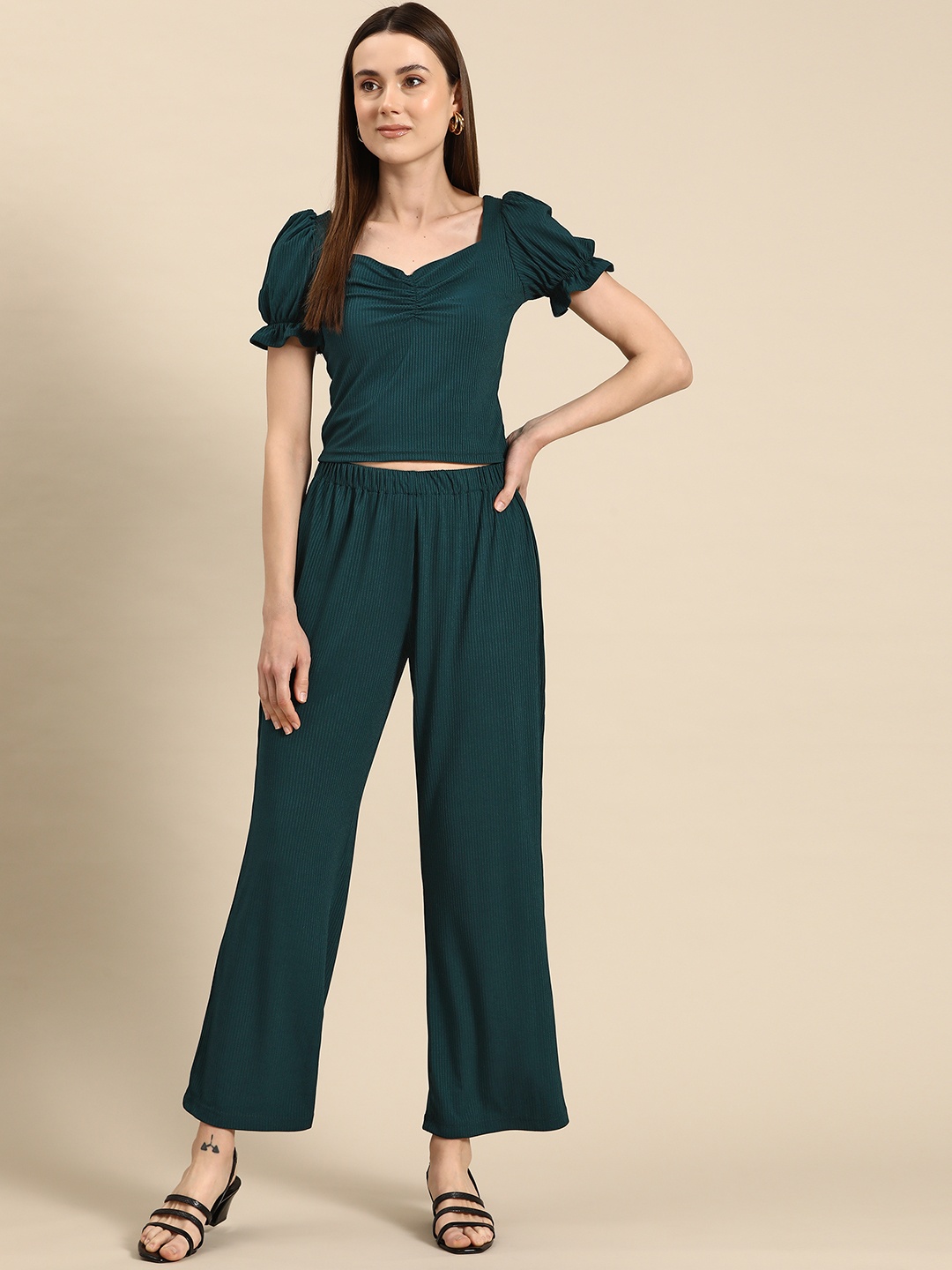 

WoowZerz Women Solid Top & Palazzos Co-Ords, Green
