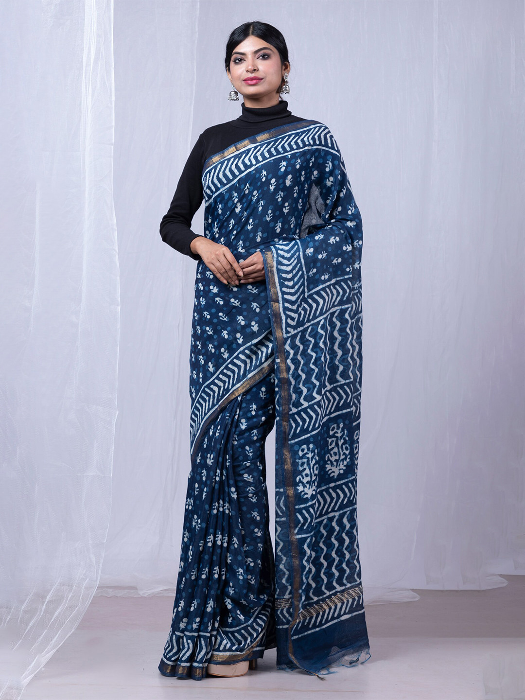 

Unnati Silks Ethnic Motifs Printed Chanderi Saree With Tassels, Blue