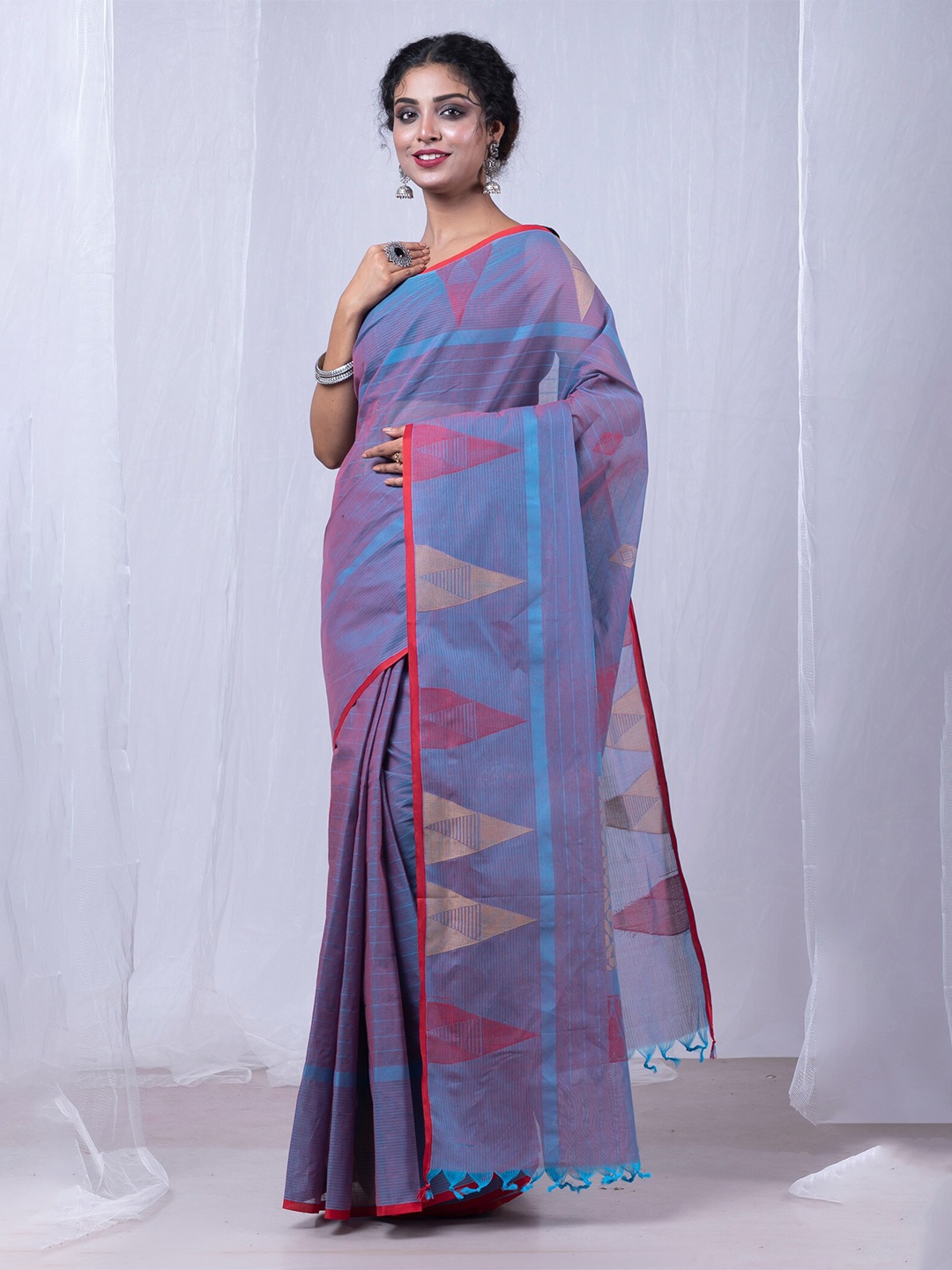 

Unnati Silks Striped Woven Design Chettinad Saree, Blue