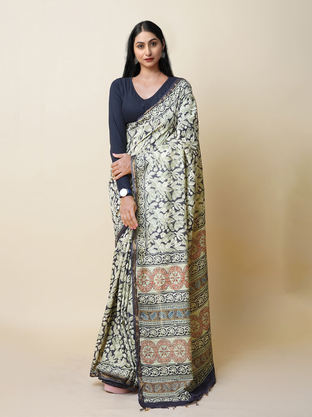

Unnati Silks Floral Printed Chanderi Saree With Tassels, Black