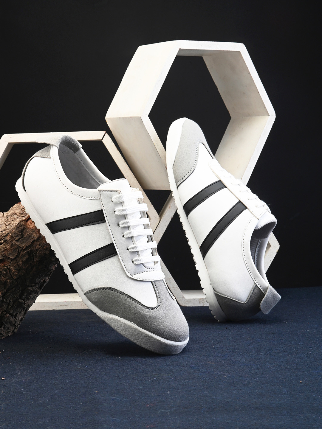 

The Roadster Lifestyle Co. Men Tokyo Pulse Sneakers, White