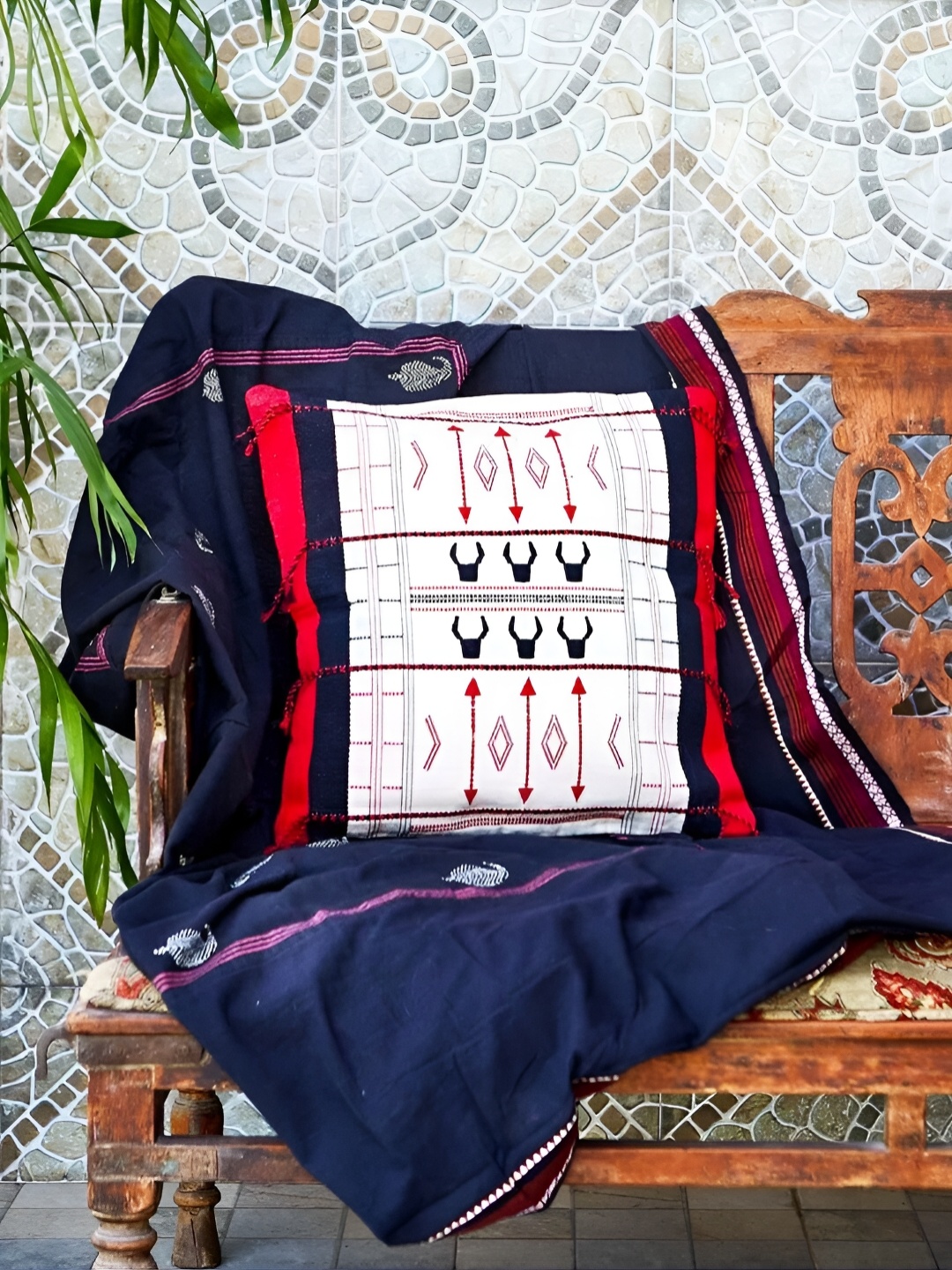 

Peepul Tree Red & White Geometric Cotton Square Cushion Covers