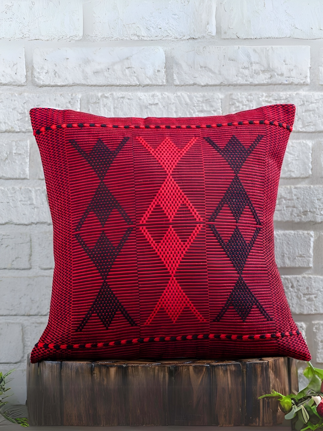

Peepul Tree Red & Black Geometric Square Cotton Cushion Covers