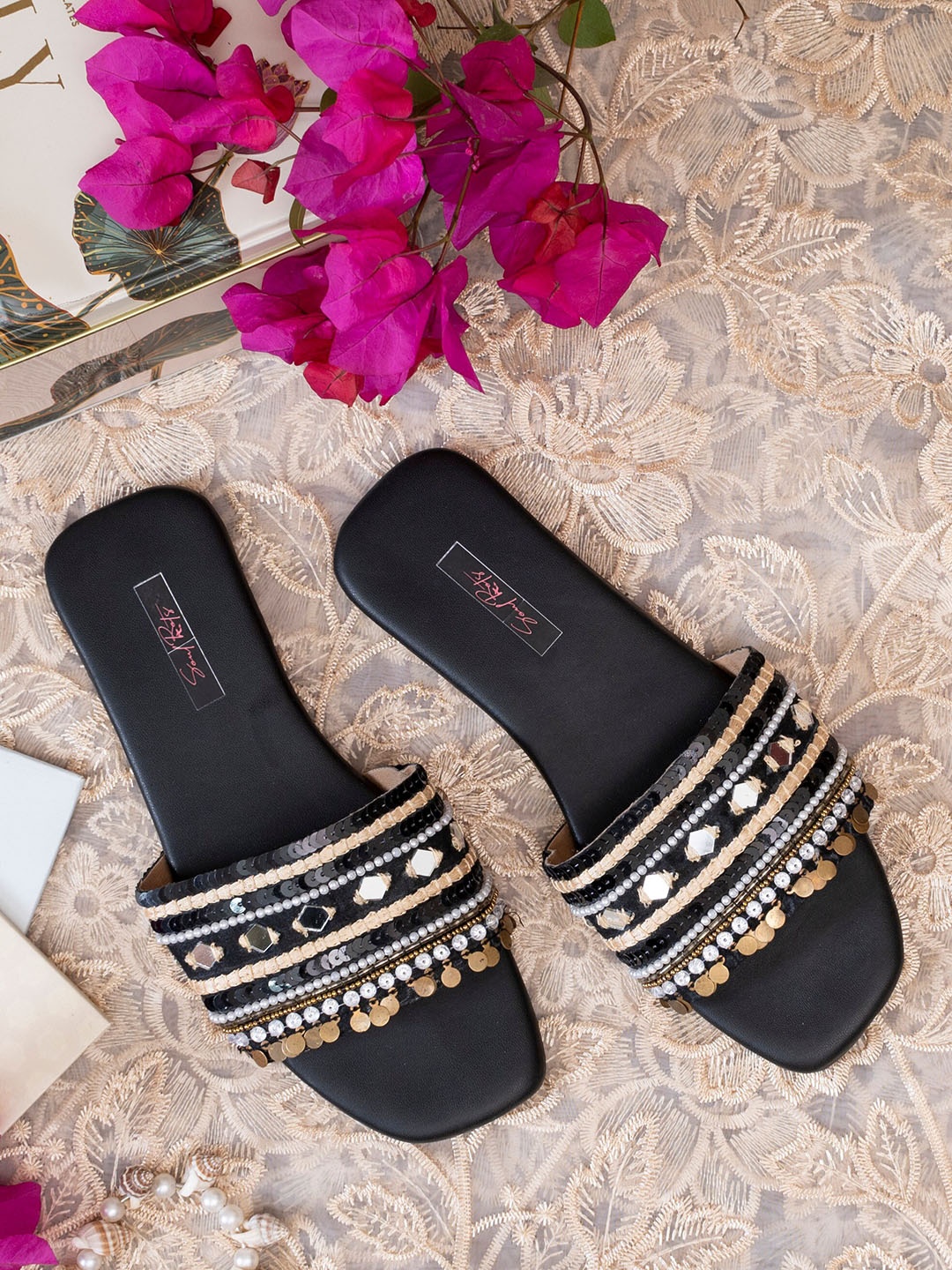

Soul Roots Embellished Open Toe Flats, Black