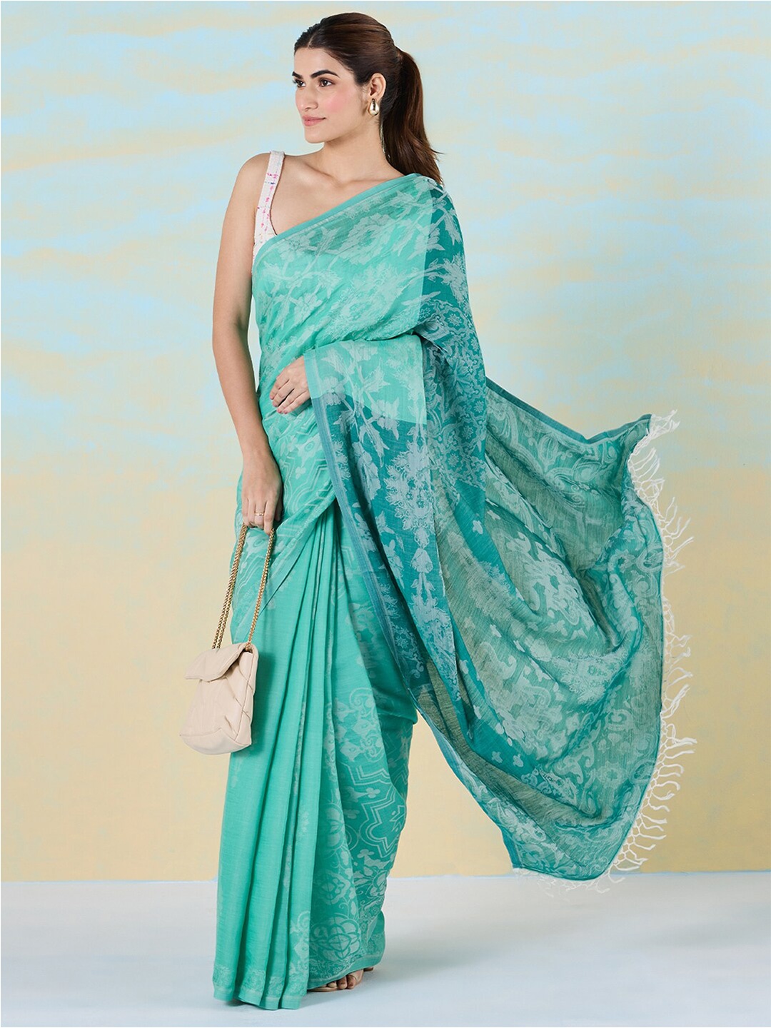 

navyasa by liva Floral Printed Liva Saree, Sea green