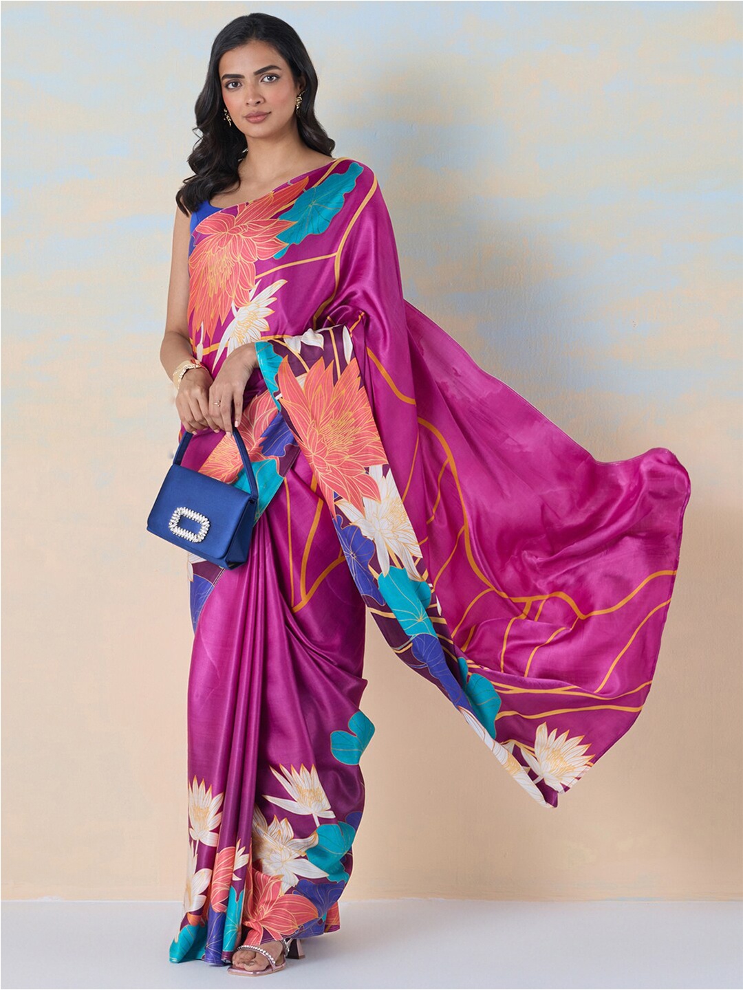 

navyasa by liva Floral Printed Liva Saree, Purple