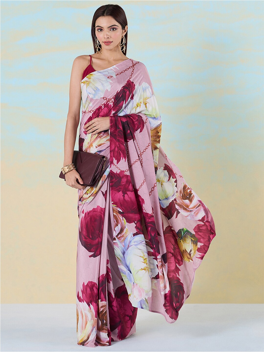 

navyasa by liva Floral Printed Liva Saree, Maroon