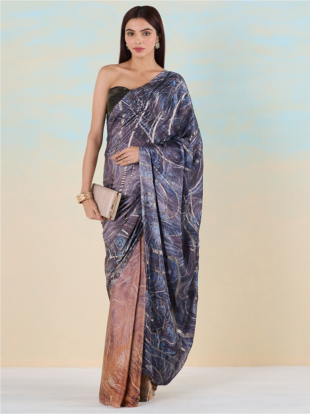 

navyasa by liva Abstract Printed Liva Saree, Grey