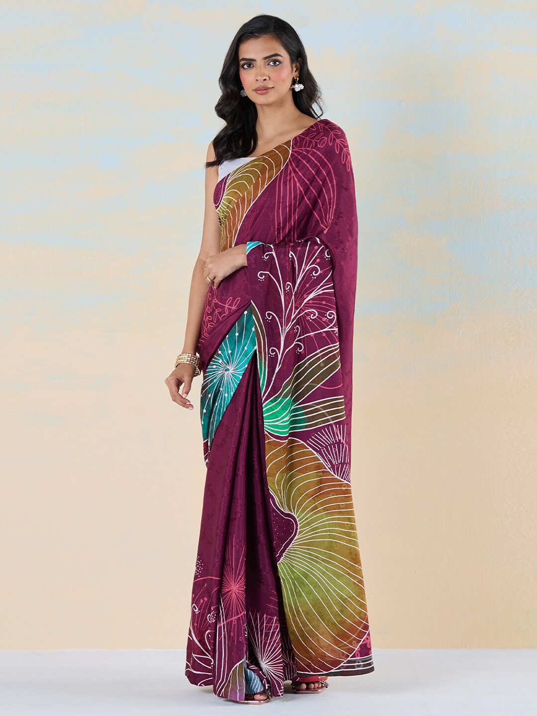 

navyasa by liva Floral Printed Liva Saree, Maroon