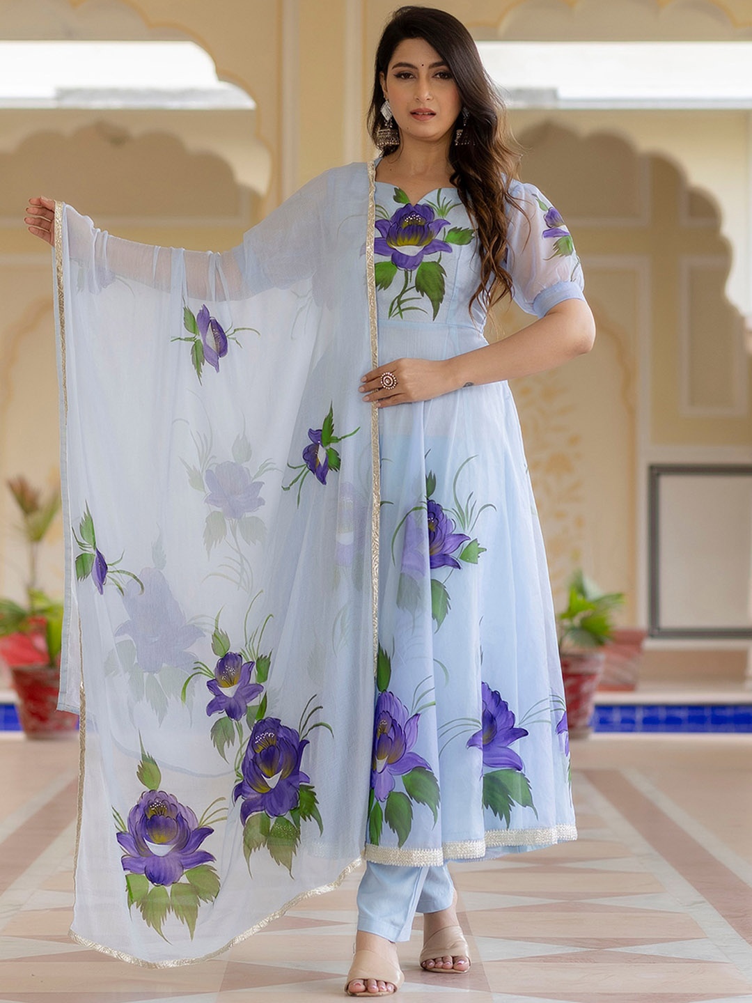 

Rangeelo Floral Printed Round Neck Short Puff Sleeves Kurta with Trousers & With Dupatta, Blue