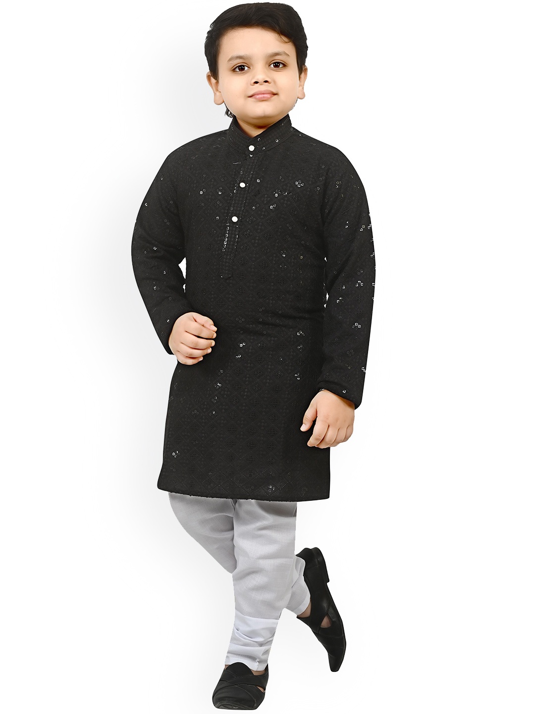 

BAESD Boys Floral Embroidered Regular Sequinned Kurta With Pyjamas, Black