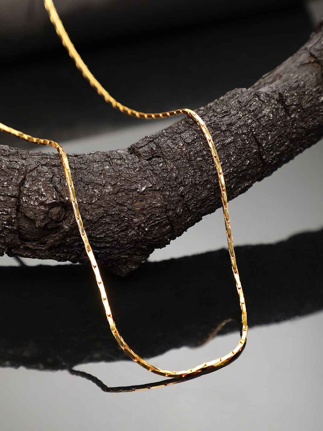 

The Roadster Lifestyle Co. Men Gold Plated Chain