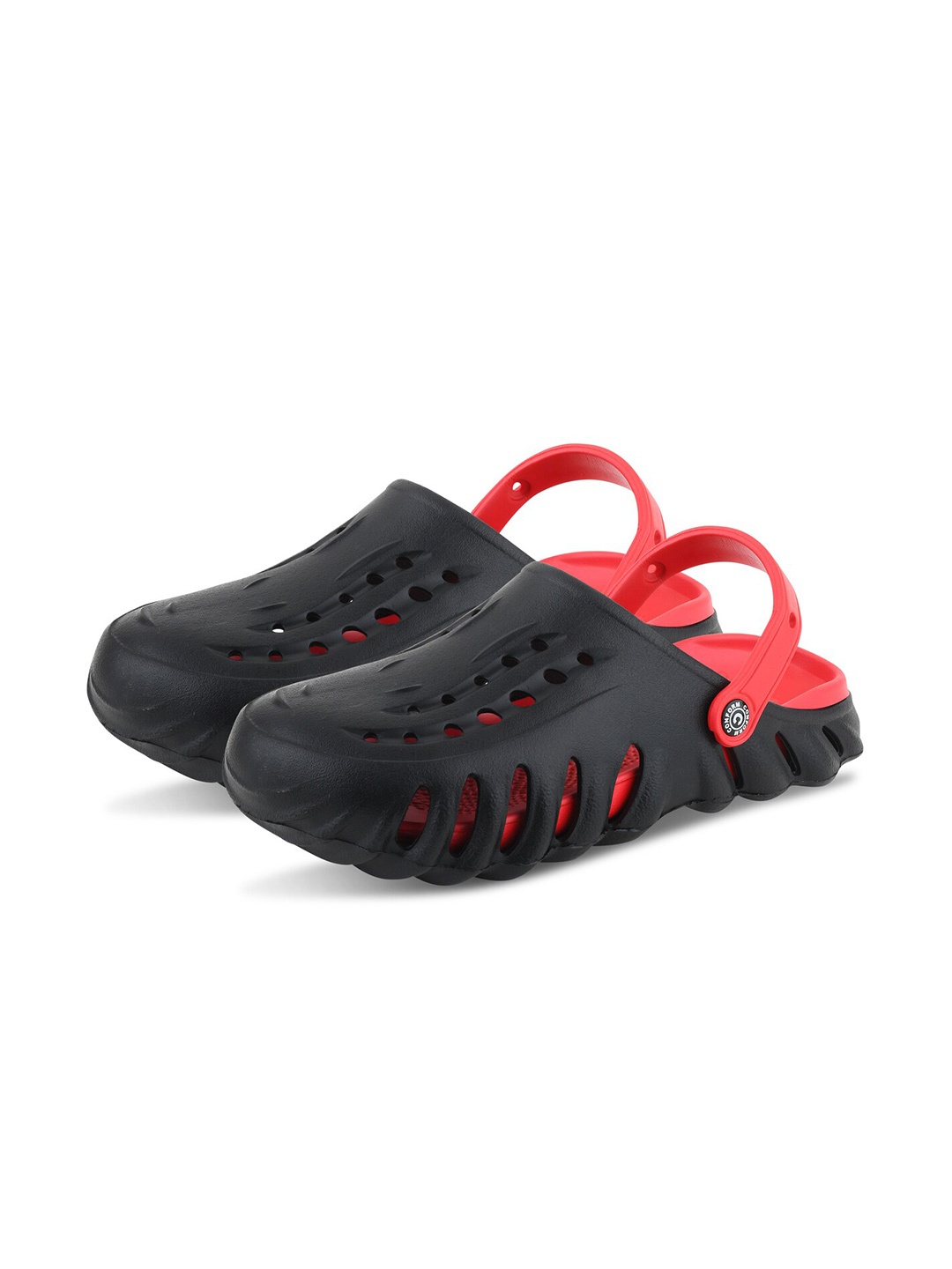 

BEONZA Men Self Design Clogs, Black