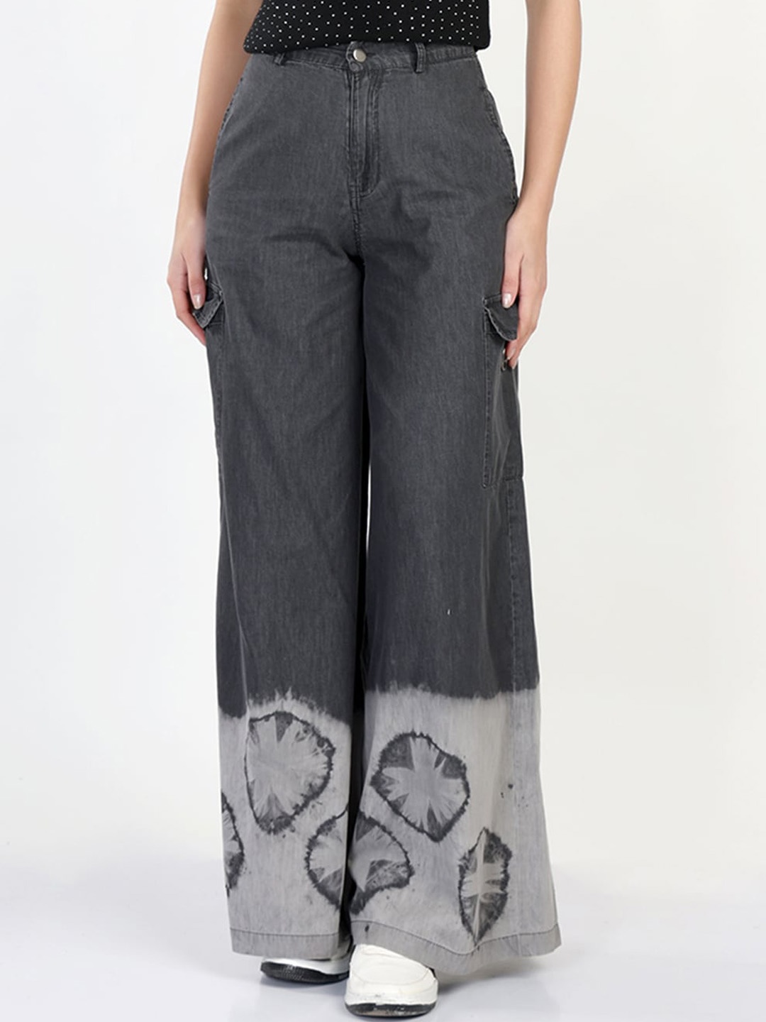 

Chemistry Women Abstract Printed Flared High-Rise Parallel Trousers, Charcoal