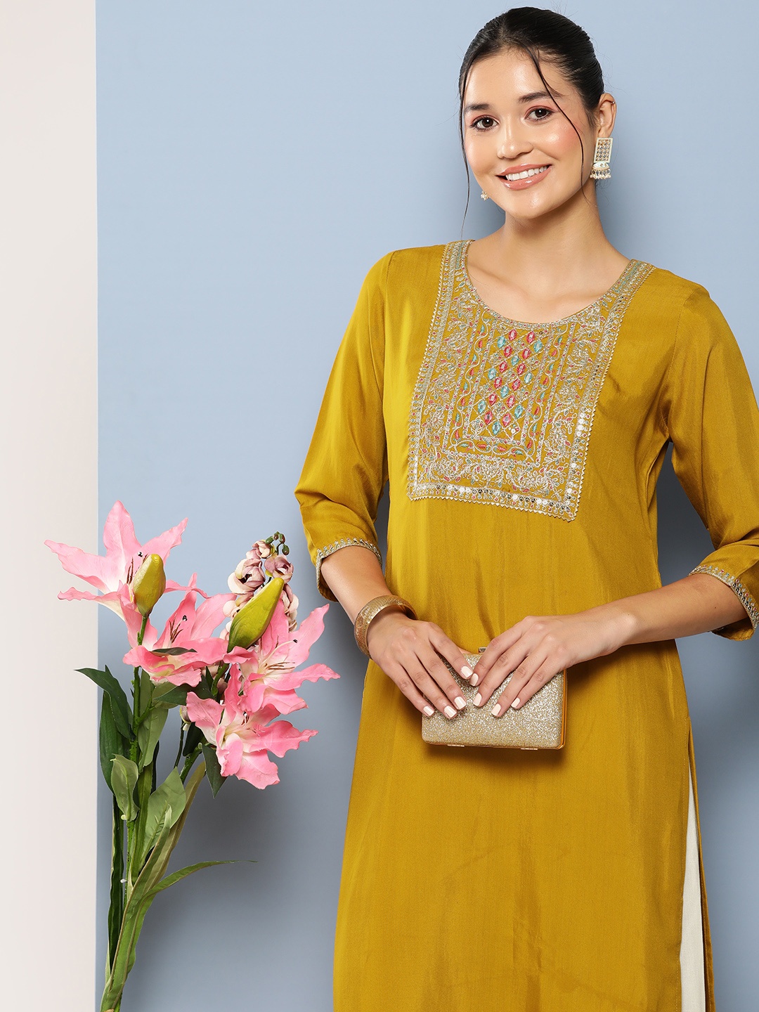 

Aarika Women Floral Embroidered Sequinned Kurta, Mustard