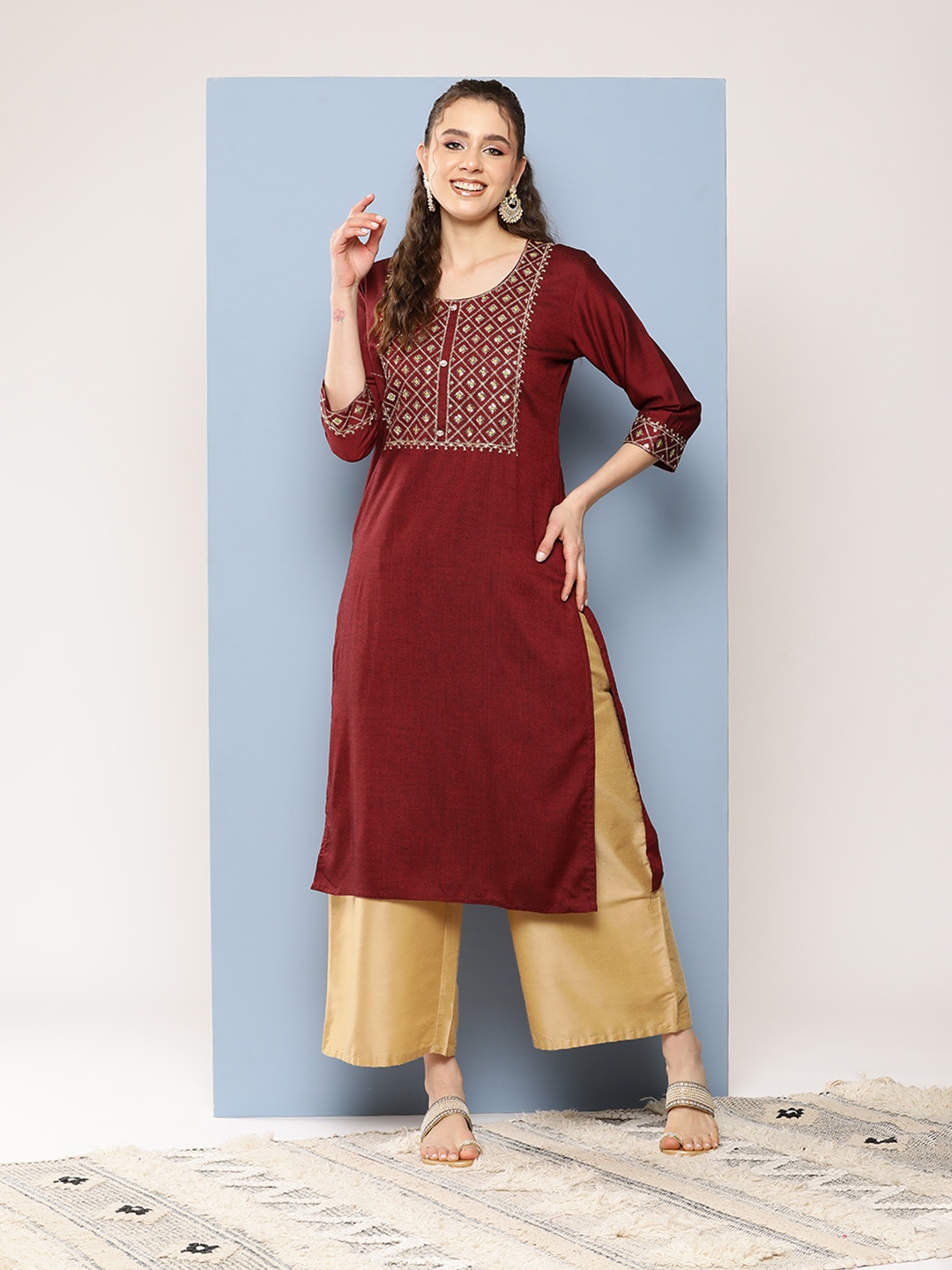 

Aarika Women Ethnic Motifs Embroidered Sequinned Kurta, Maroon