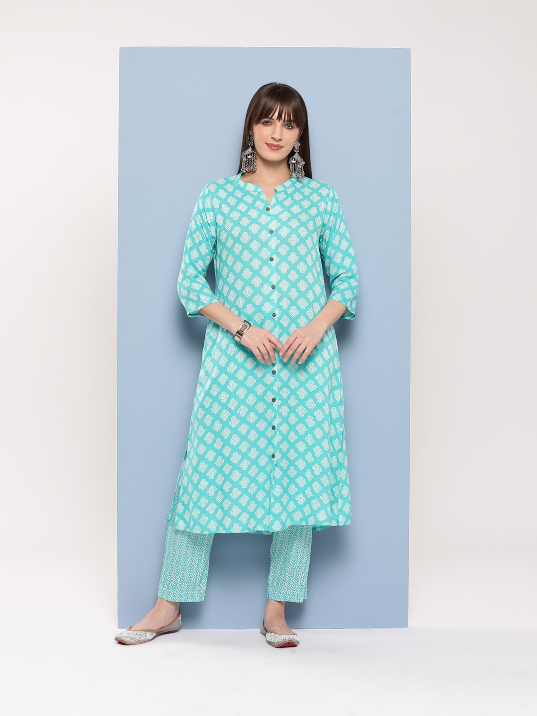 

Aarika Women Ethnic Motifs Printed Regular Pure Cotton Kurta with Palazzos, Turquoise blue