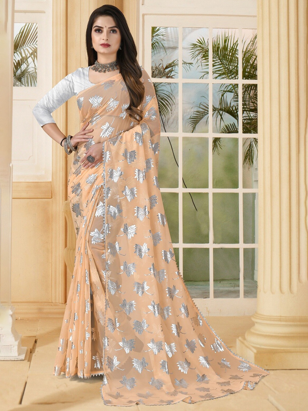 

REDFISH Floral Pure Georgette Saree, Peach