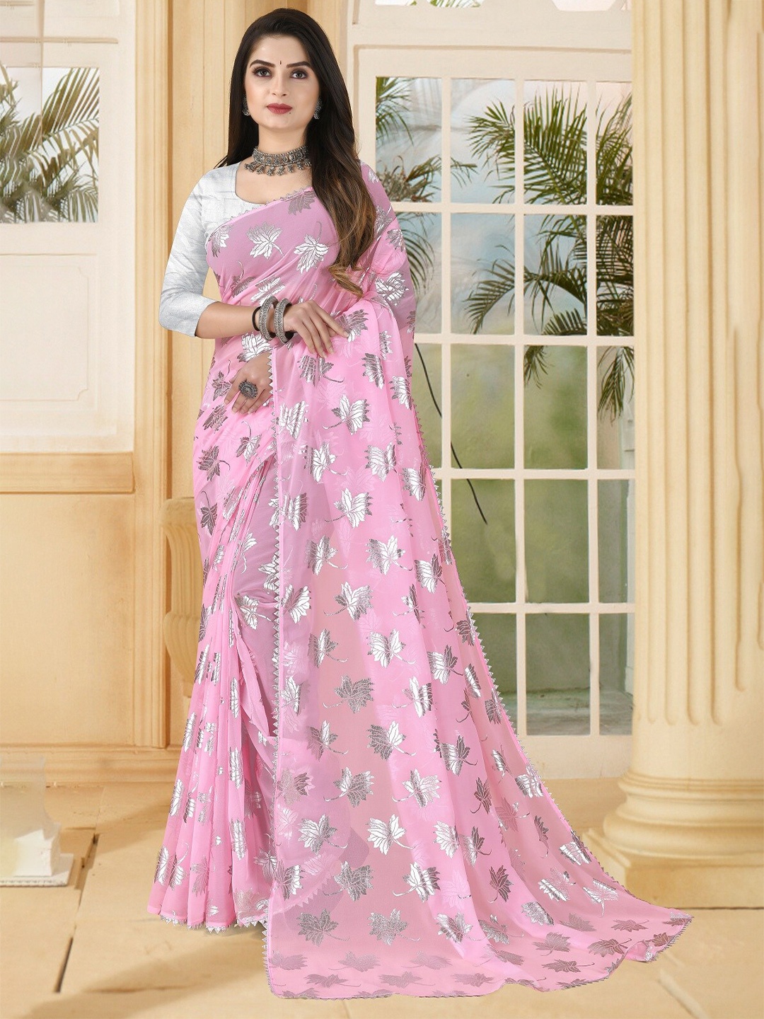 

REDFISH Floral Pure Georgette Saree, Pink