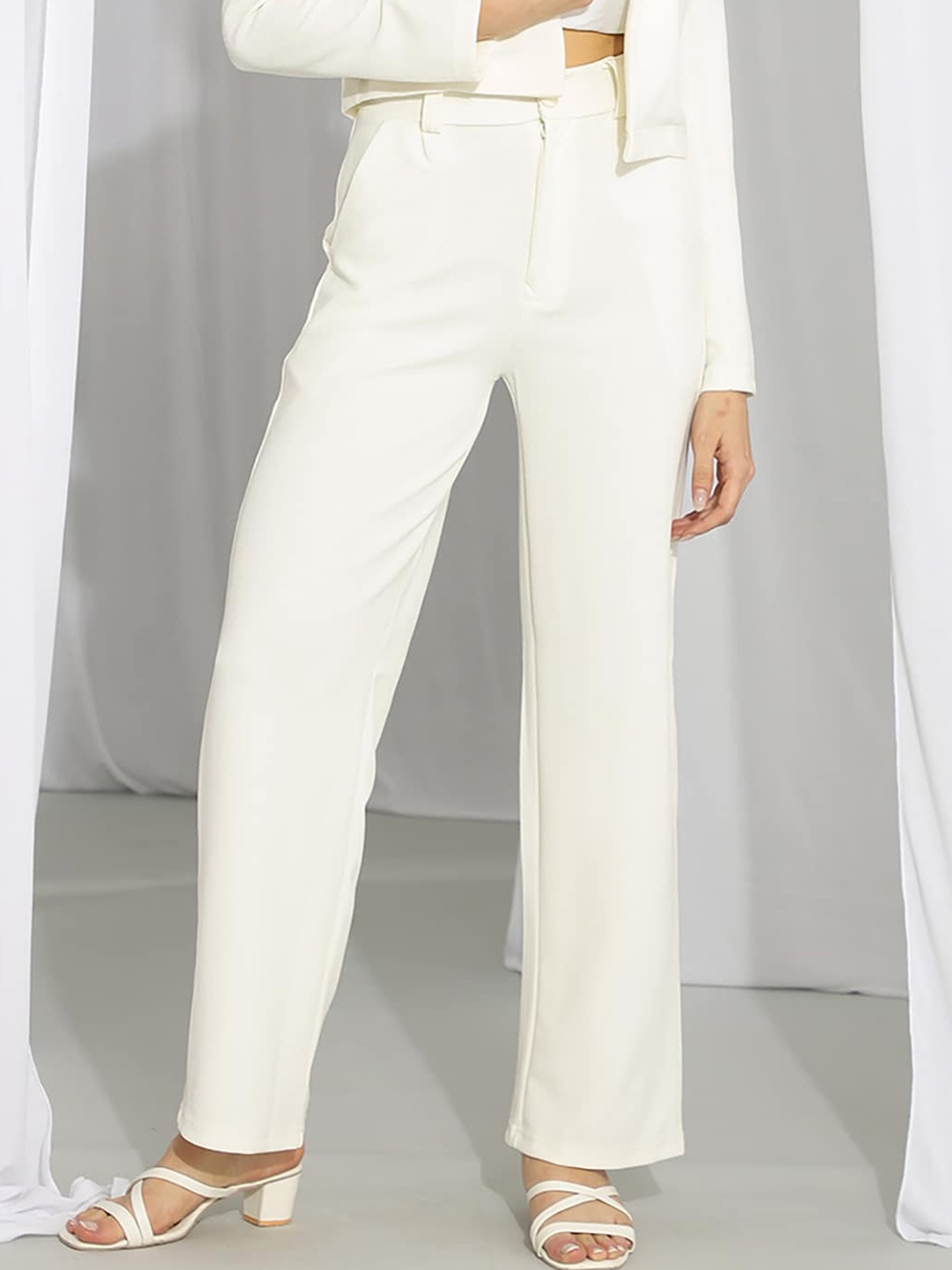 

KOTTY Basics Women Relaxed Straight Leg Straight Fit High Rise Easy Wash Trousers, White