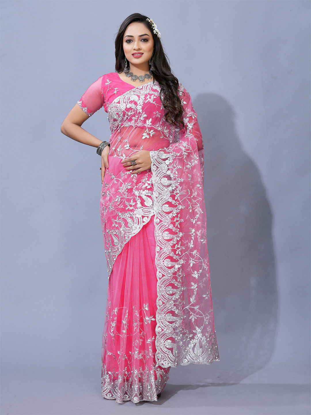 

Yara Creation Embellished Beads and Stones Heavy Work Net Saree, Pink