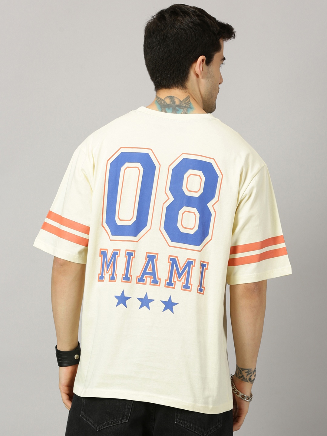 

THE HOLLANDER Round Neck Typography Printed Cotton Drop-Shoulder Sleeves Oversized T-shirt, Cream
