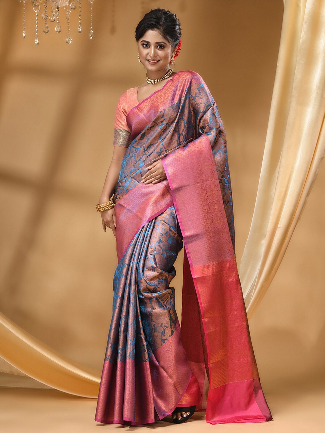 

HOUSE OF BEGUM Floral Woven Design Banarasi Saree, Blue