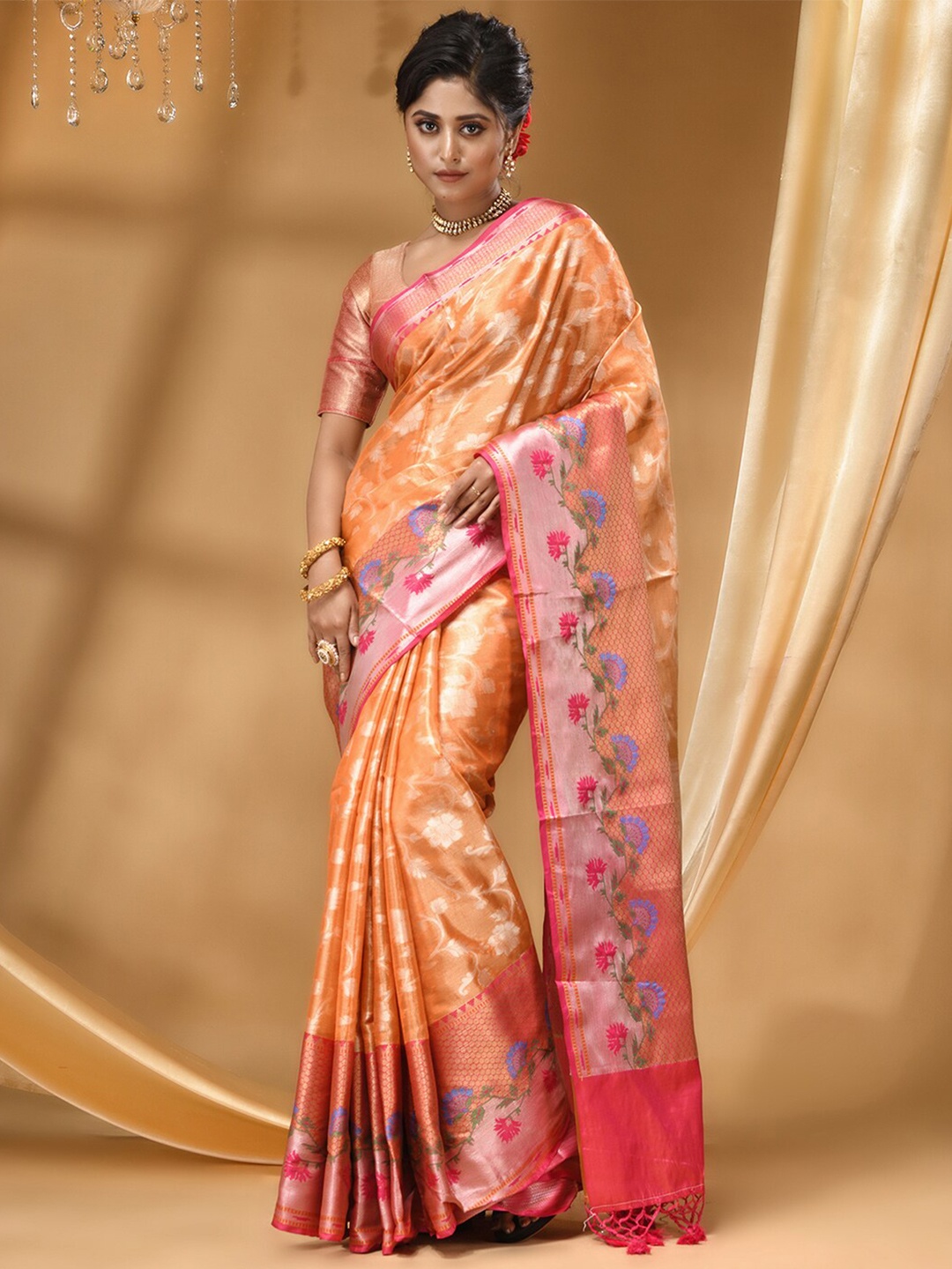 

HOUSE OF BEGUM Ethnic Motifs Woven Design Zari Banarasi Saree, Peach
