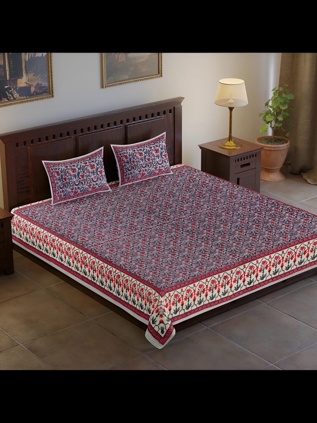 

UBANIA COLLECTION Purple & White Printed 120 TC King Bedsheet with 2 Pillow Covers