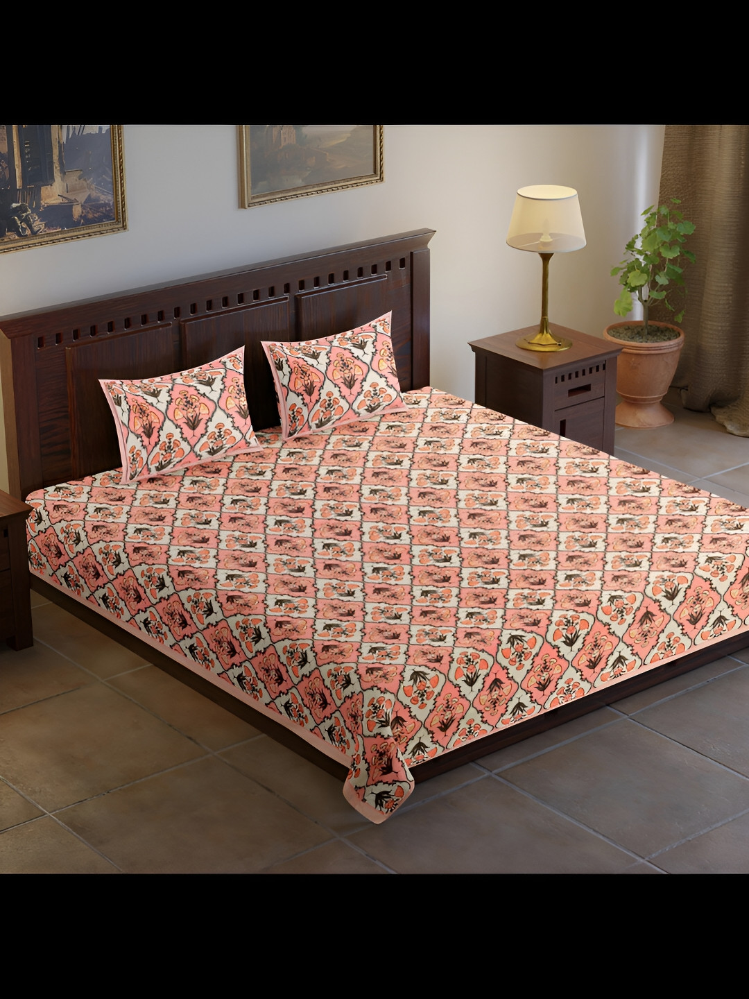 

UBANIA COLLECTION Peach & Beige Printed 120 TC King Bedsheet with 2 Pillow Covers