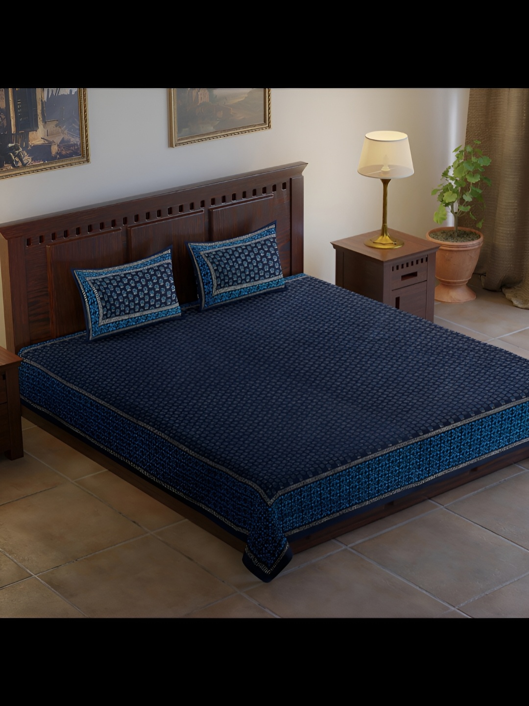 

UBANIA COLLECTION Blue & White Printed 120 TC King Bedsheet with 2 Pillow Covers