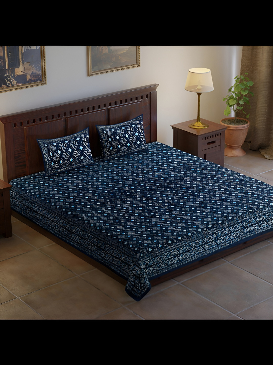 

UBANIA COLLECTION Blue & White Printed 120 TC King Bedsheet with 2 Pillow Covers