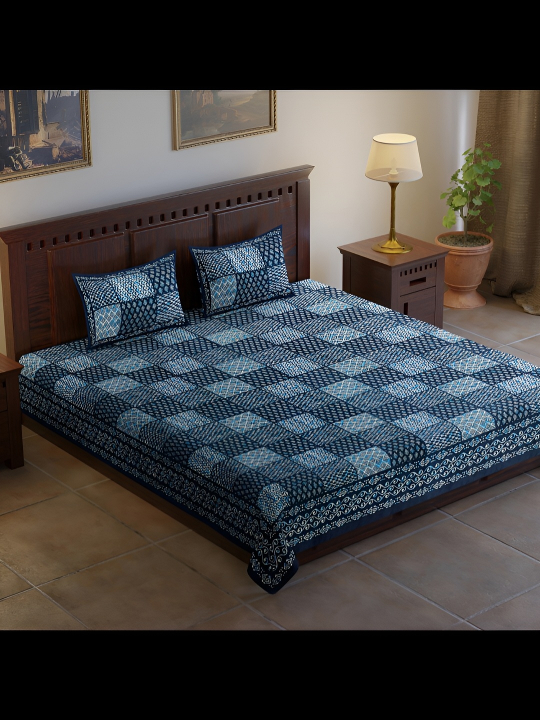 

UBANIA COLLECTION Blue & White Printed 120 TC King Bedsheet with 2 Pillow Covers