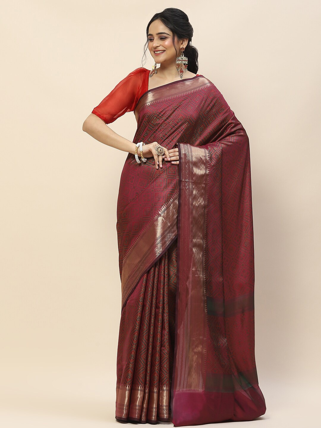 

Meena Bazaar Ethnic Motifs Woven Design Zari Saree, Burgundy