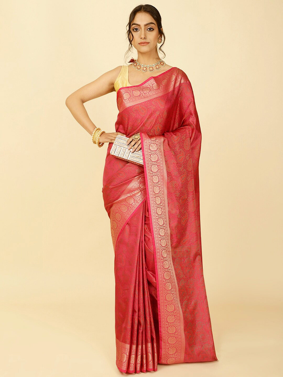 

Meena Bazaar Ethnic Motifs Woven Design Zari Saree, Pink