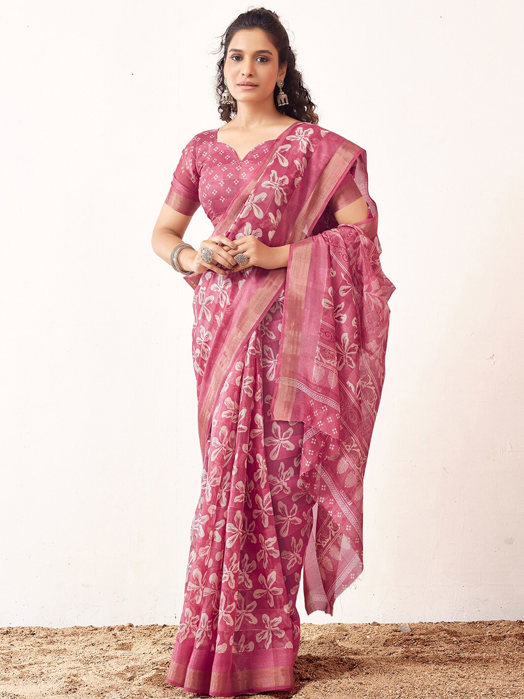 

KALINI Floral Printed Zari Saree, Pink