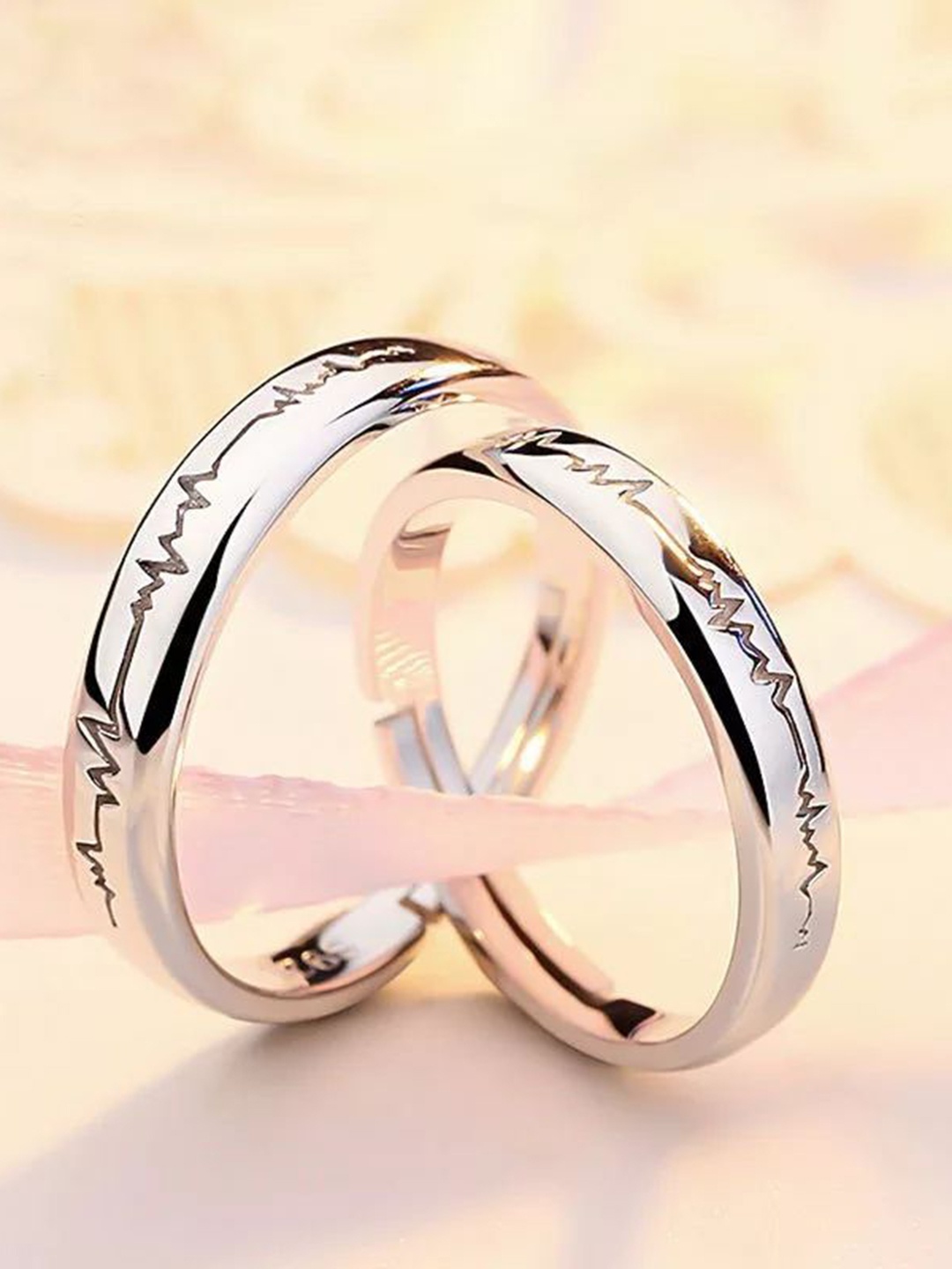 

The Pari Set Of 2 Silver Plated Finger Rings