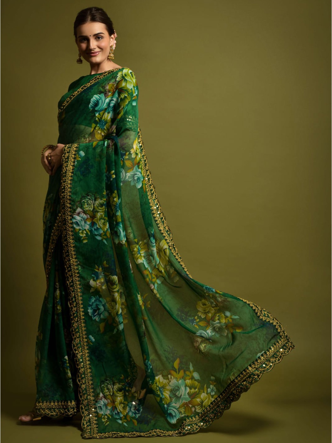 

TEEYA CREATION Floral Printed Embroidered Pure Georgette Saree, Green