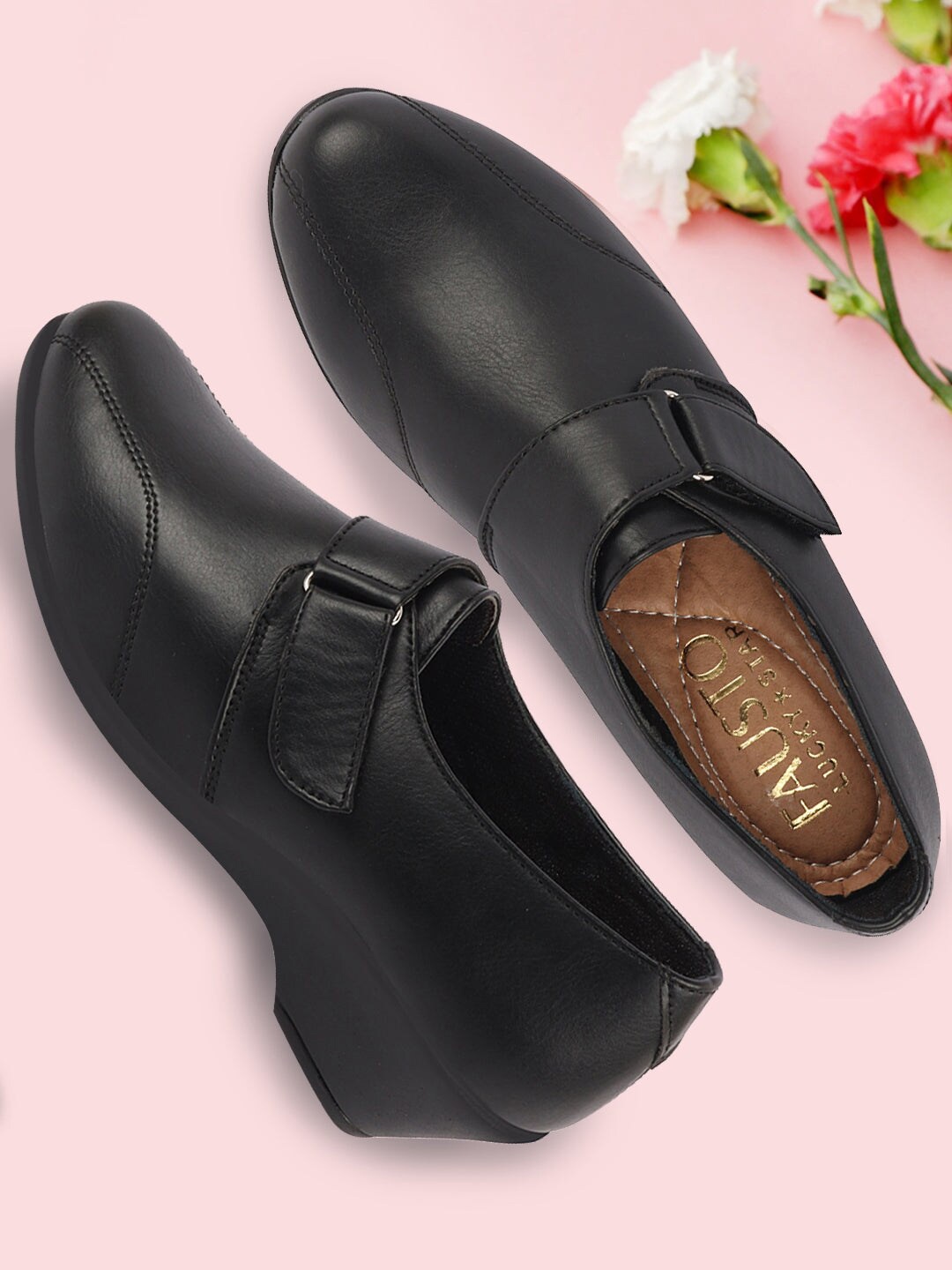 

FAUSTO Kitten Heeled Pumps, Black