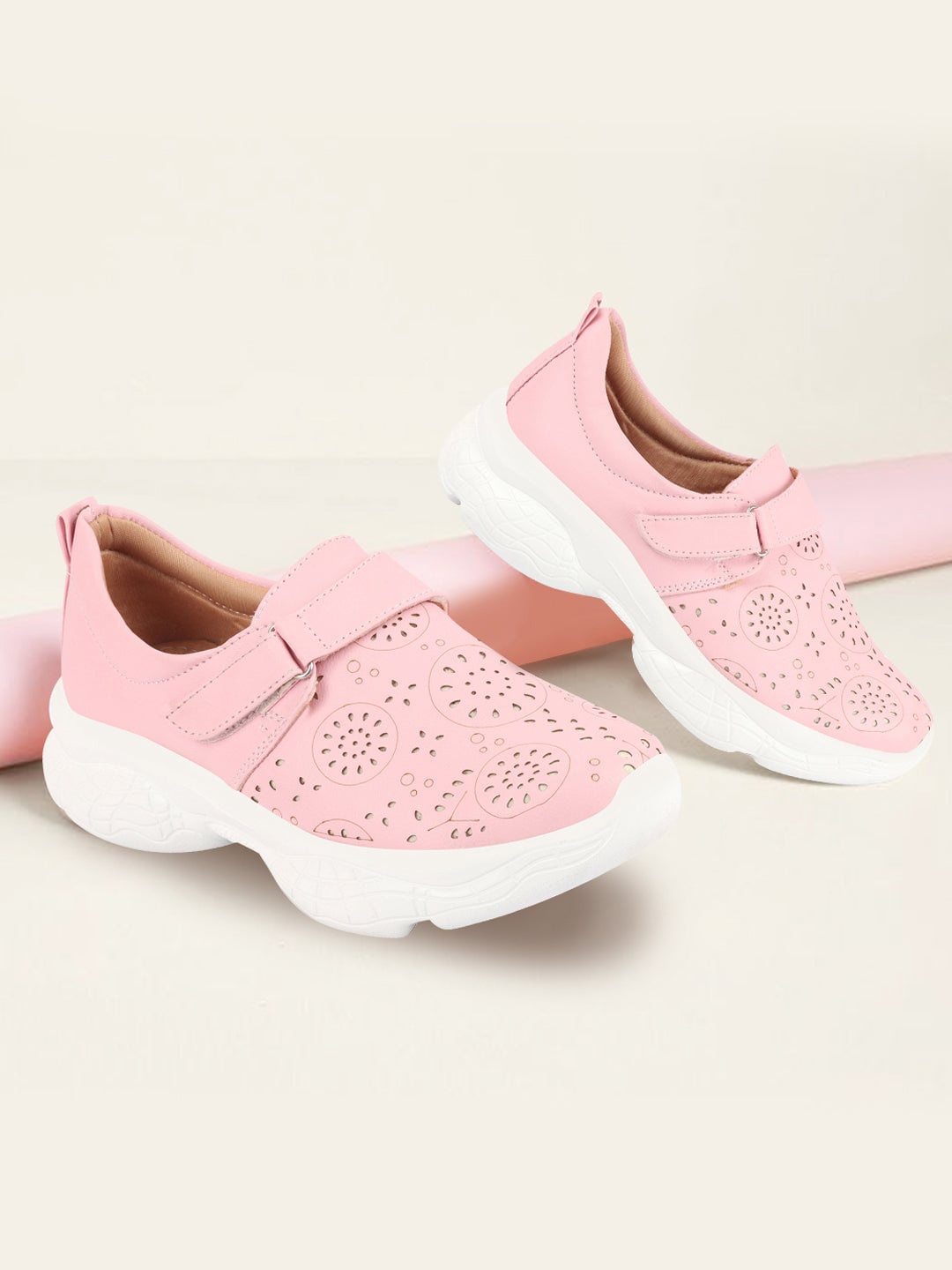 

FAUSTO Women Laser Cuts Round Toe Lightweight Sneakers, Pink